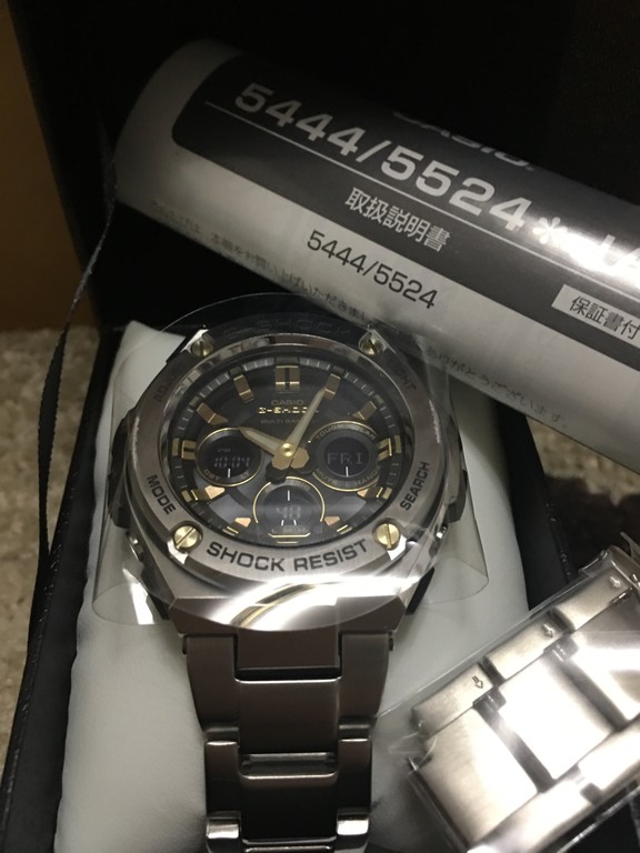 G-STEEL GST-W310D-1A9JF買った( ^ω^ )